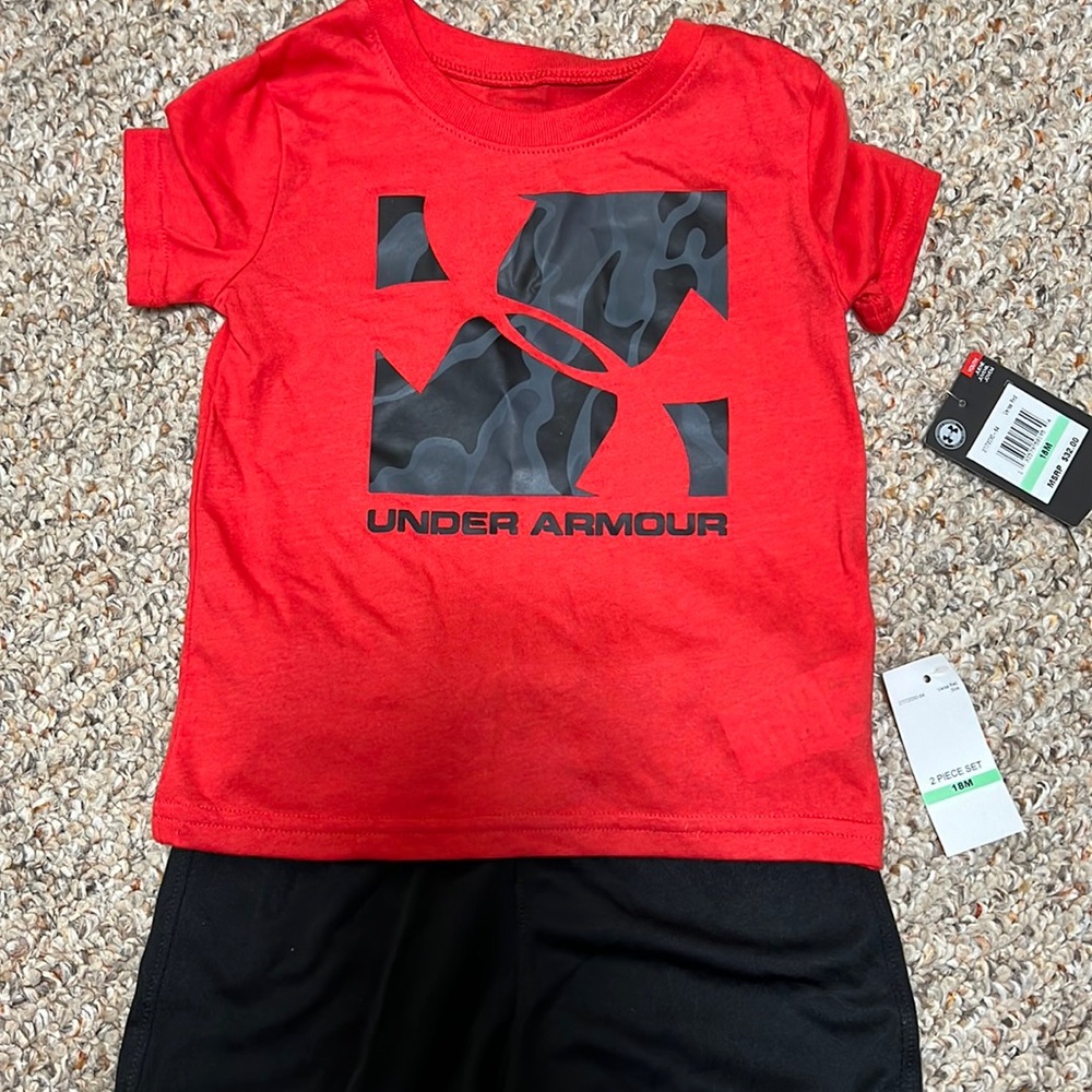 NWT Under Armour Youth Set